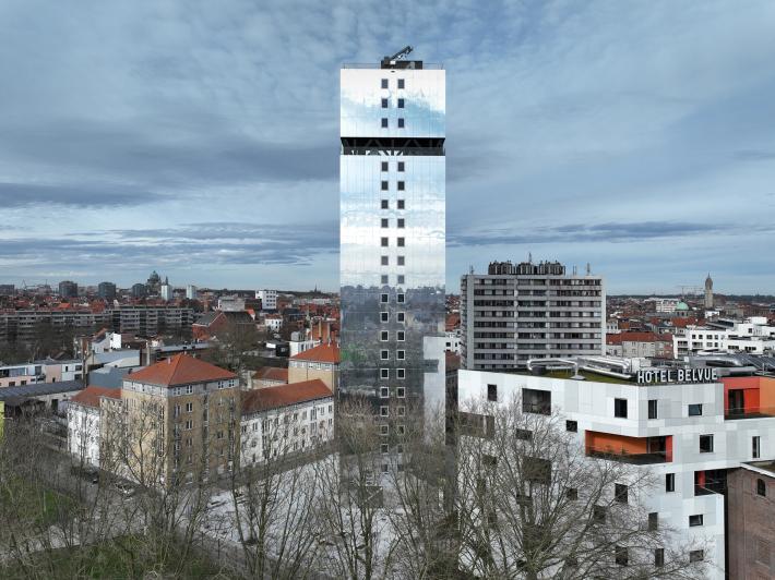 Photo de la tour Brunfaut, plus haut batiment en construction bois de Belgique